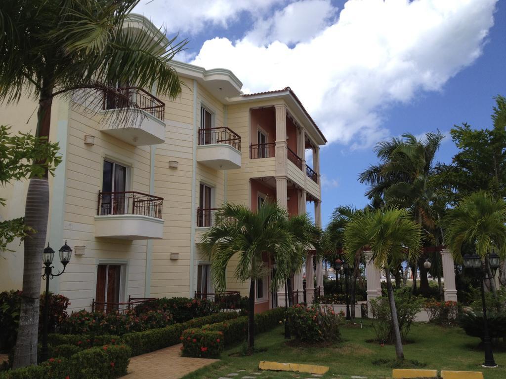 Hotel Dominicana Plus Bavaro ภายนอก รูปภาพ